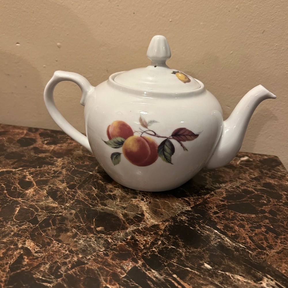 Vintage VIA Cordon Bleu international Charming White Teapot with Fruit Motif
